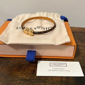 Louis Vuitton Mini Monogram Bracelet